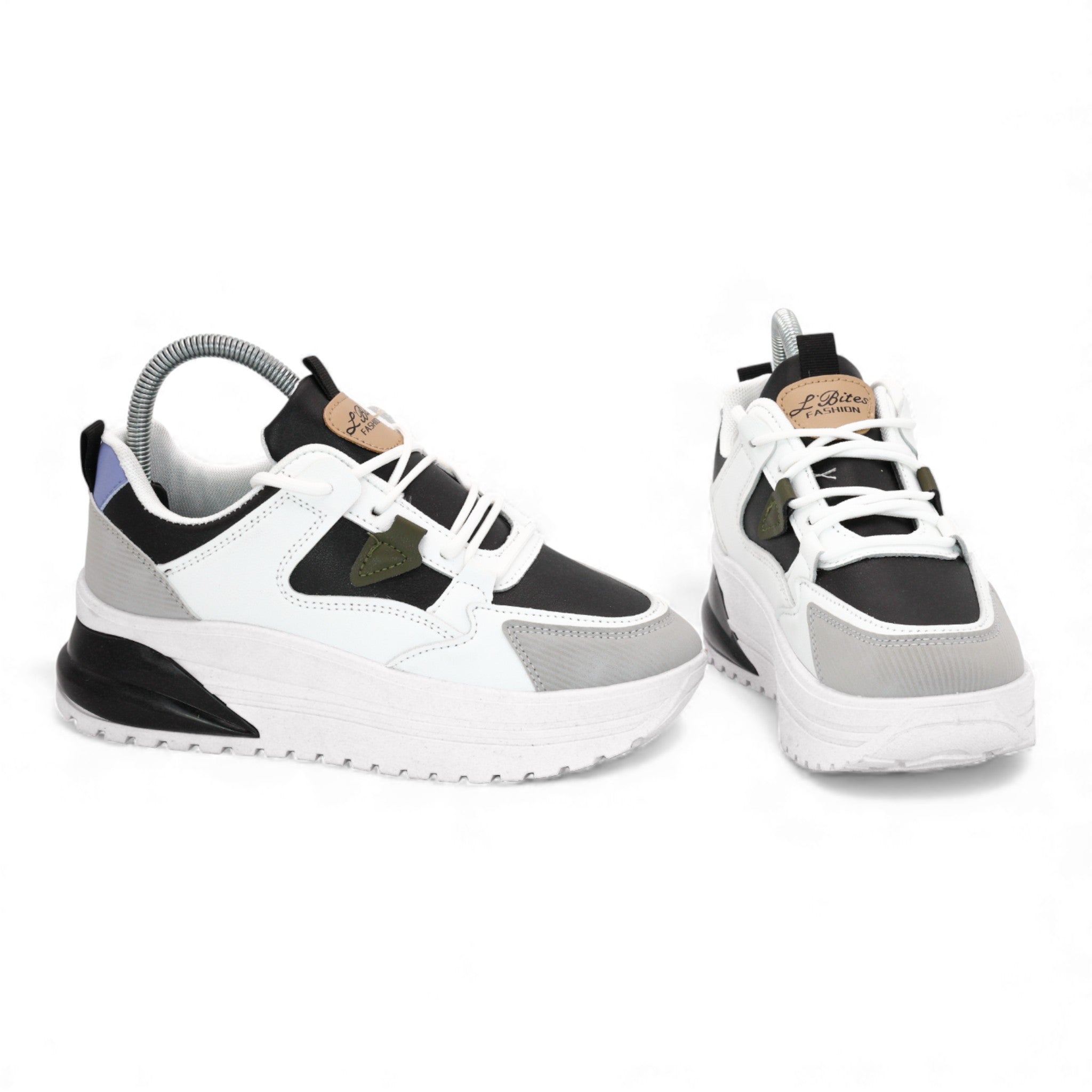 M011218 shoes