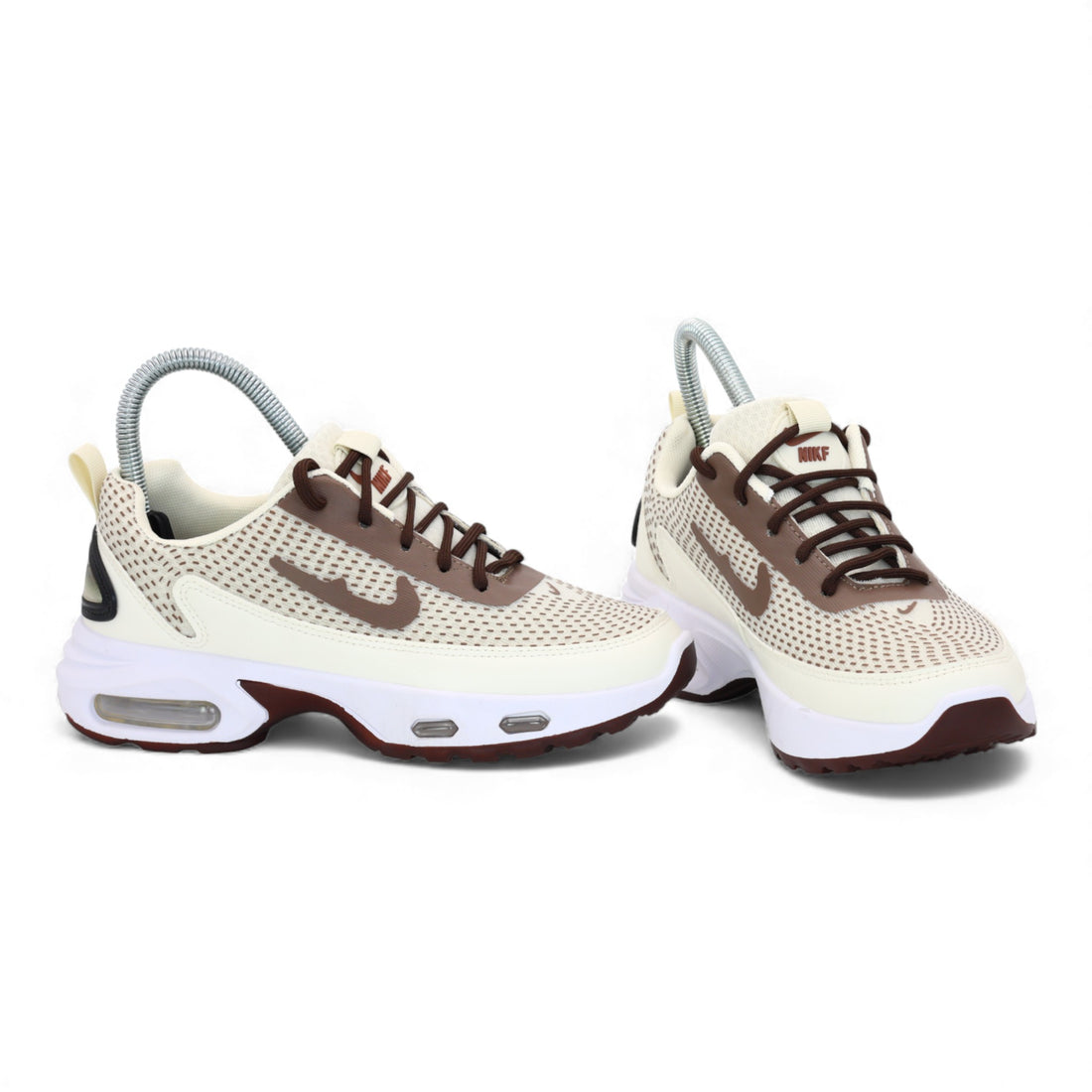 M011303 tick shoes