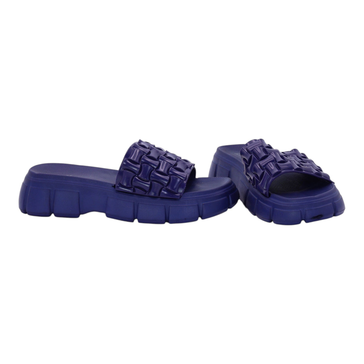M011722 slipper