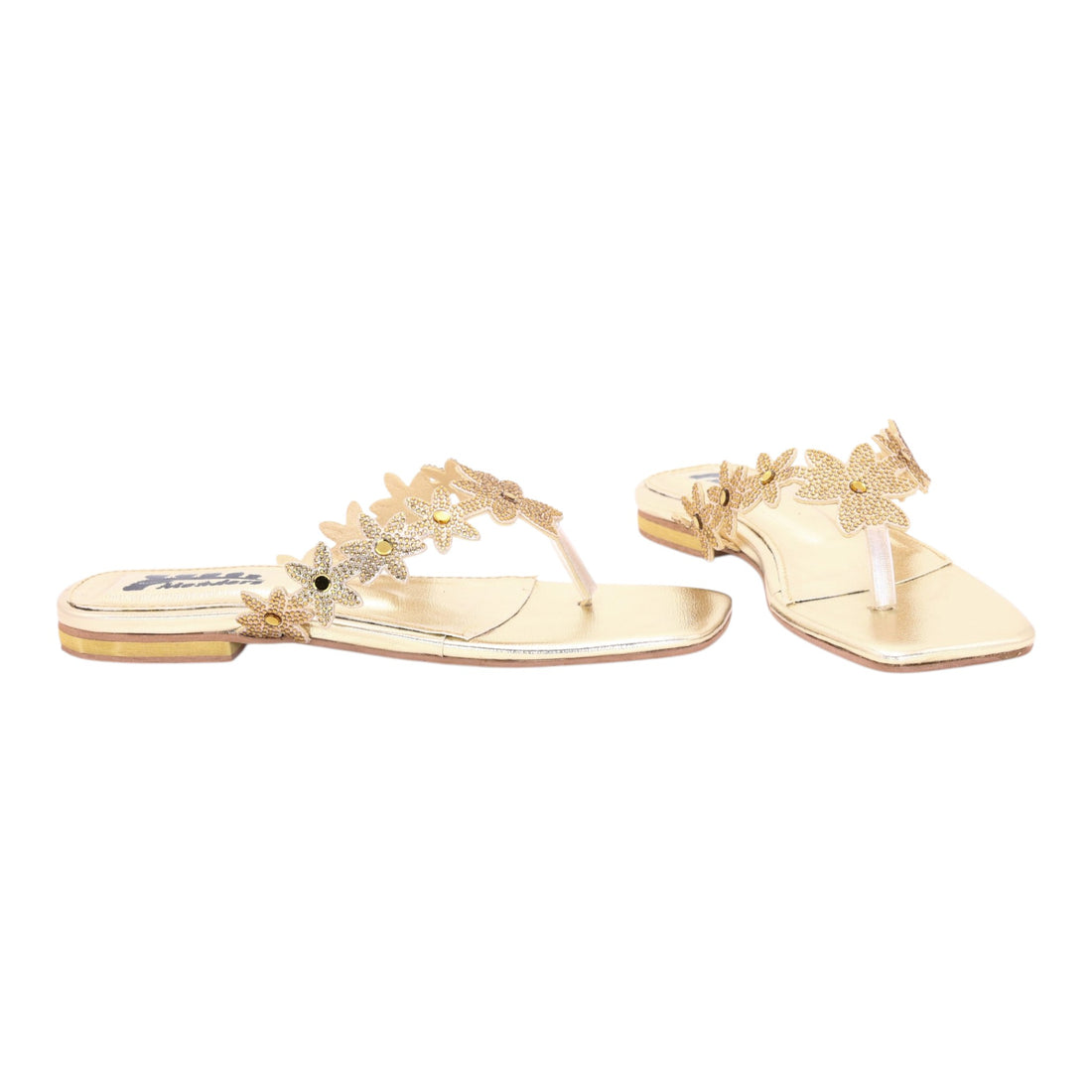 M011732 flipflop