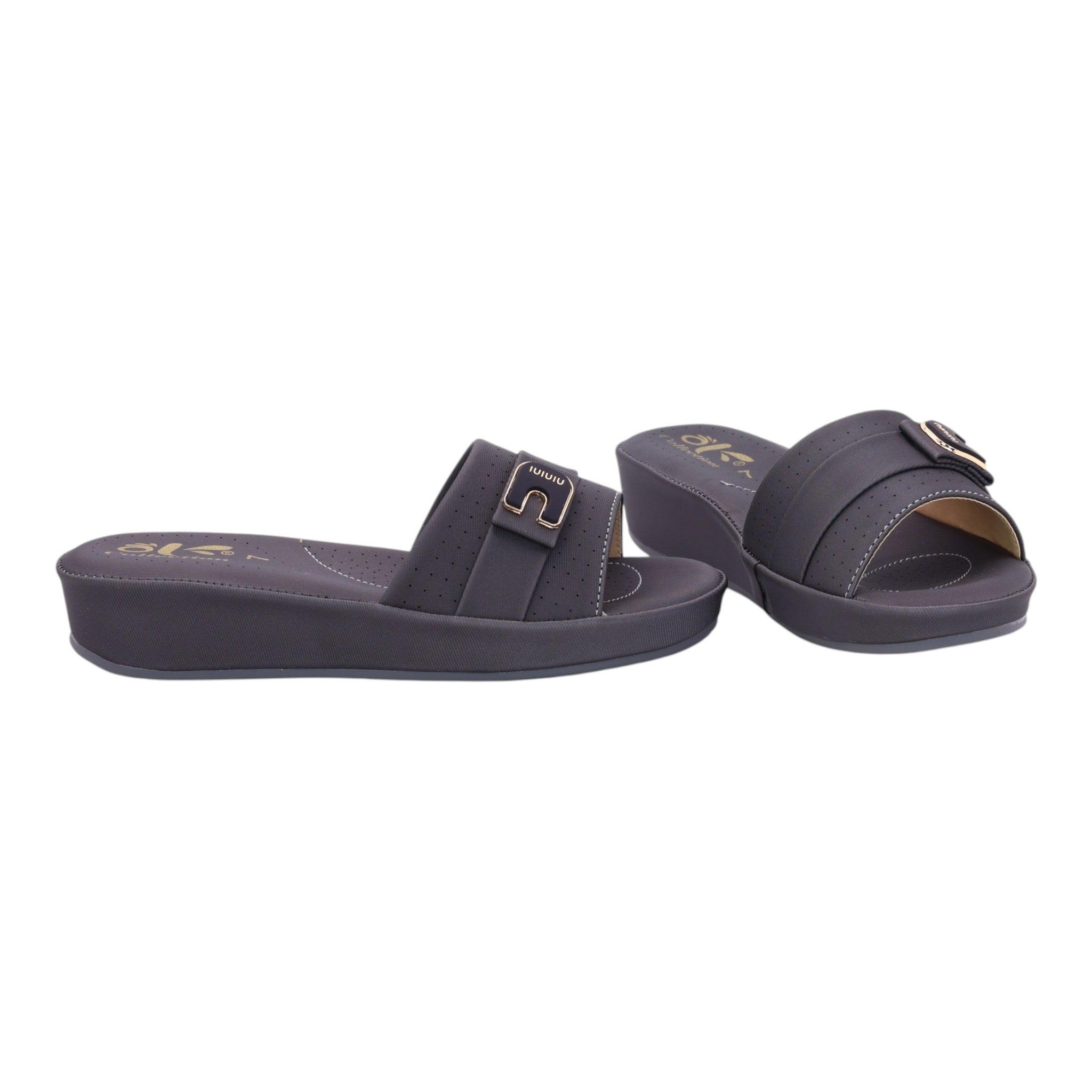 M011742 slipper