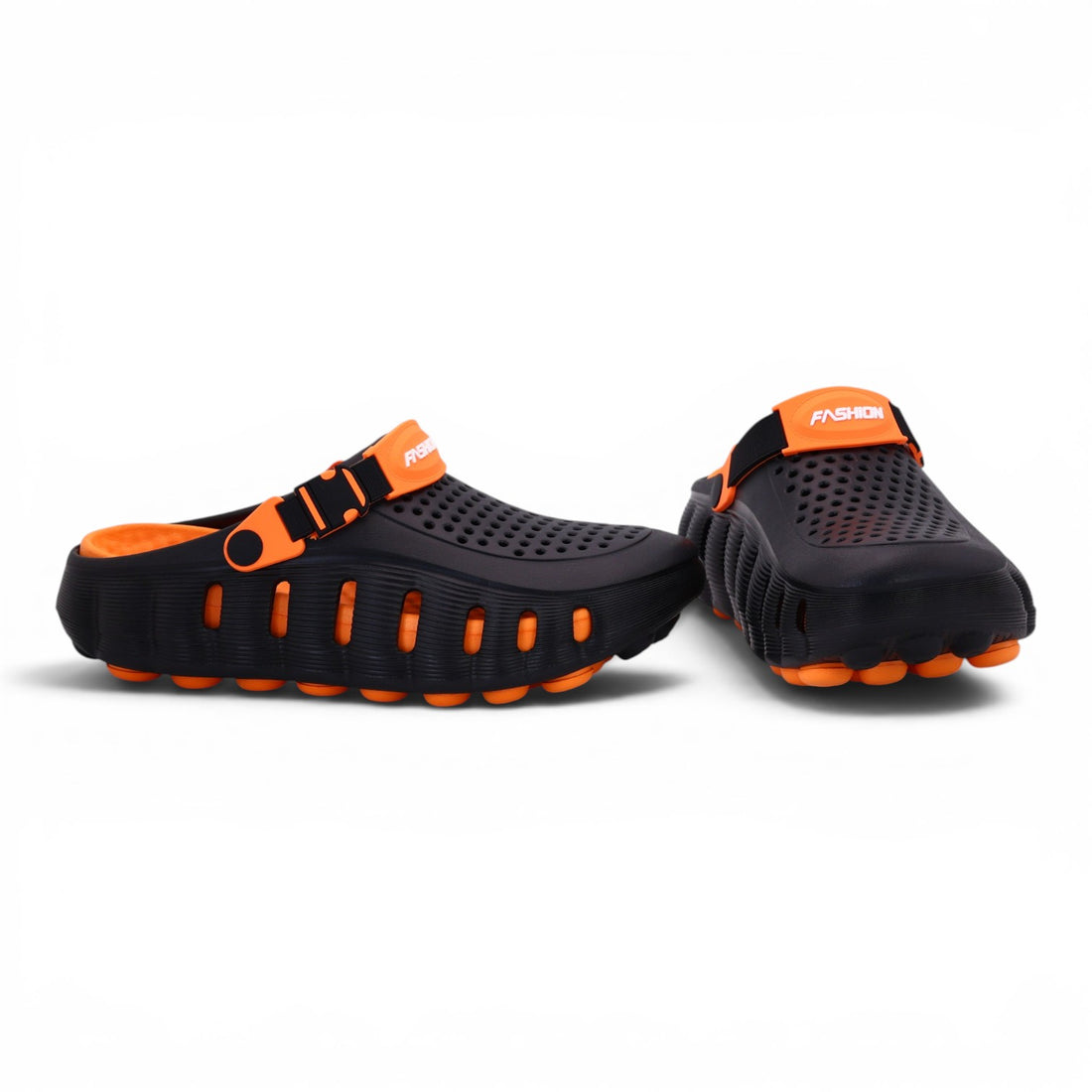 M011872 soft clogs