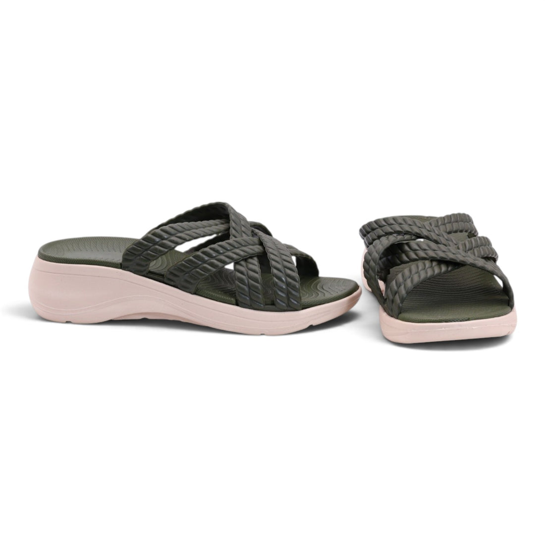 Waterproof rubber slipper M012028