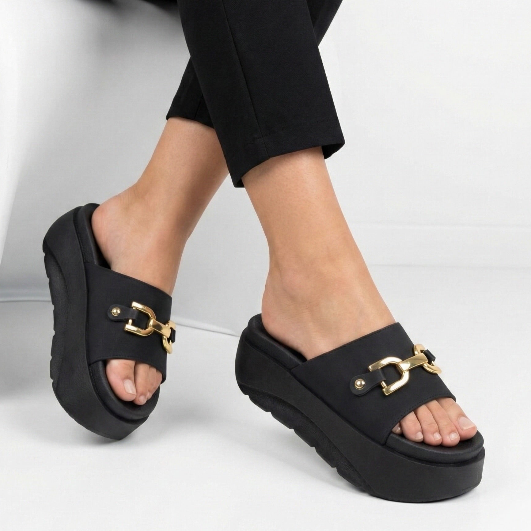 M011500 sole slipper