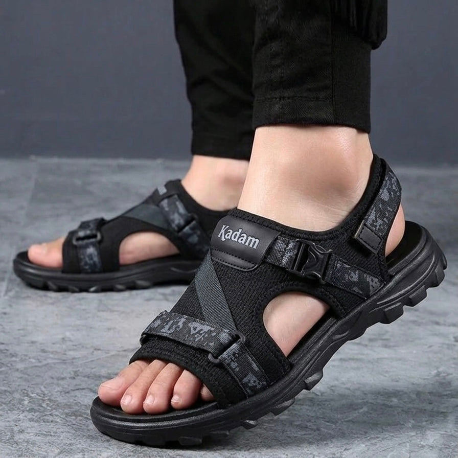 M011700 men sandal