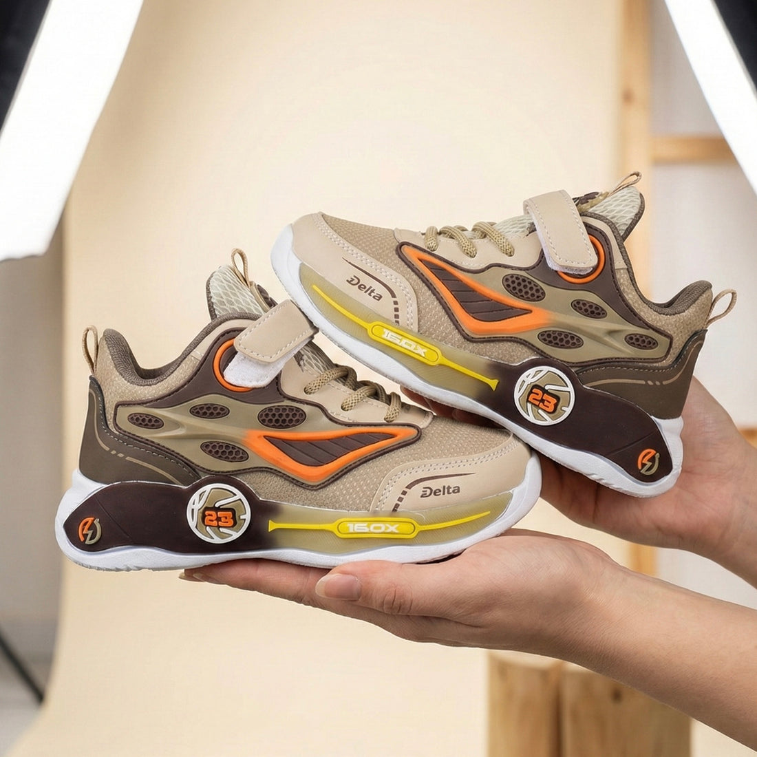 M011306 kids shoes