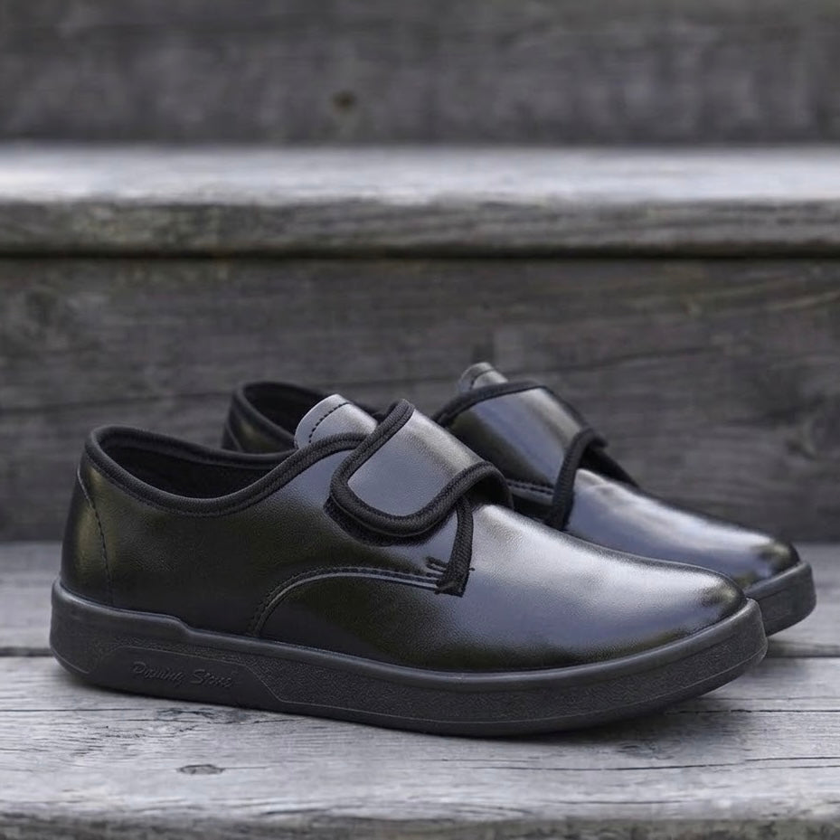 M011747 schol shoes