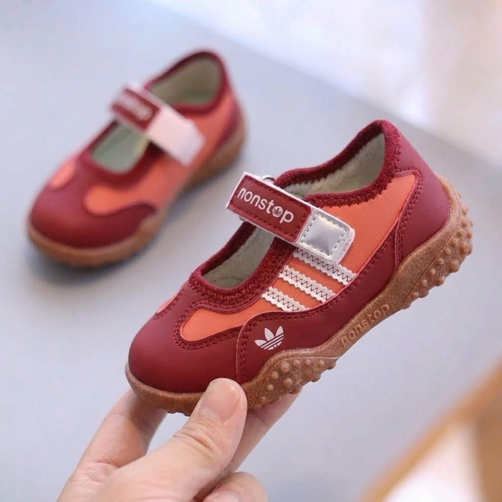 M012022 kids shoes