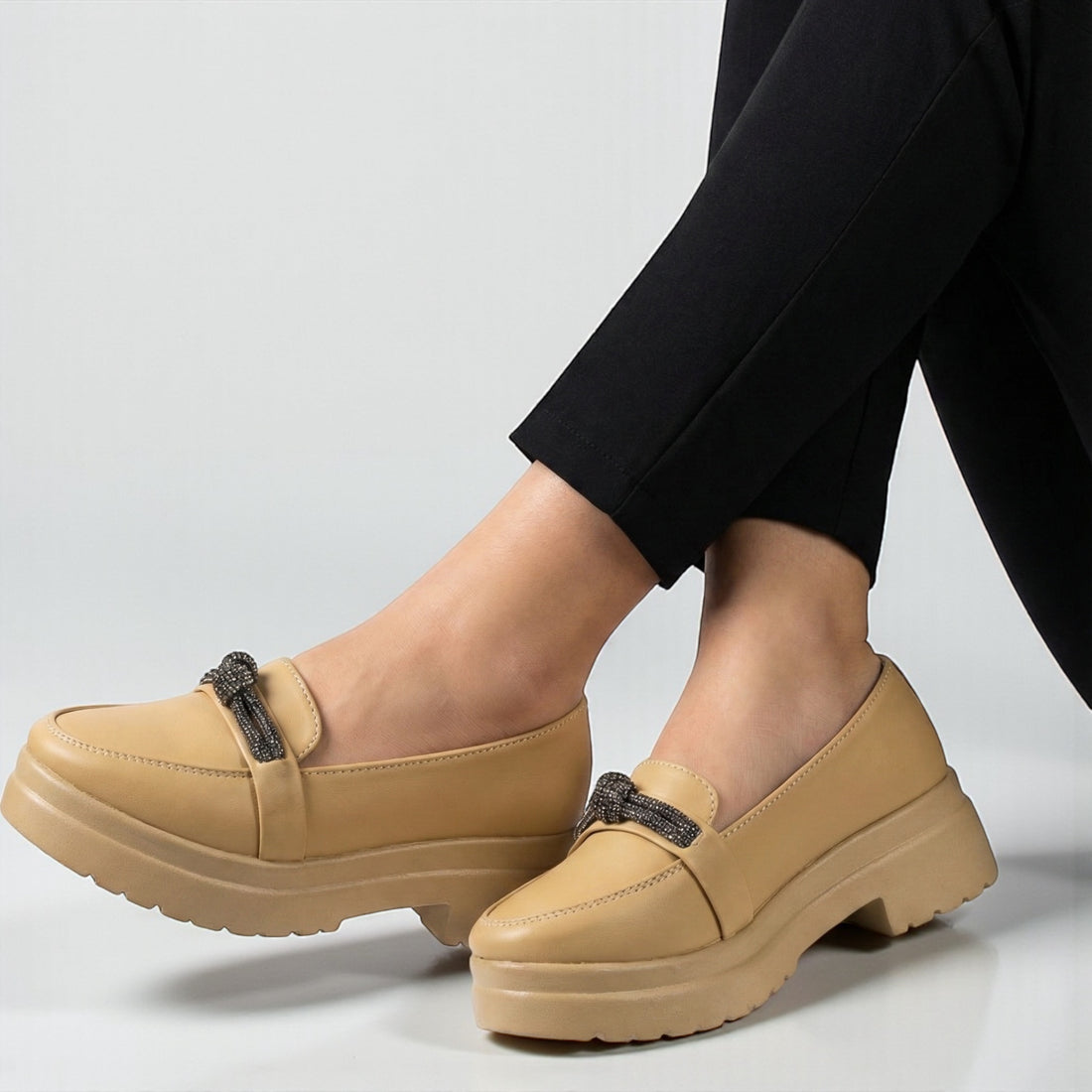M011326 block heel