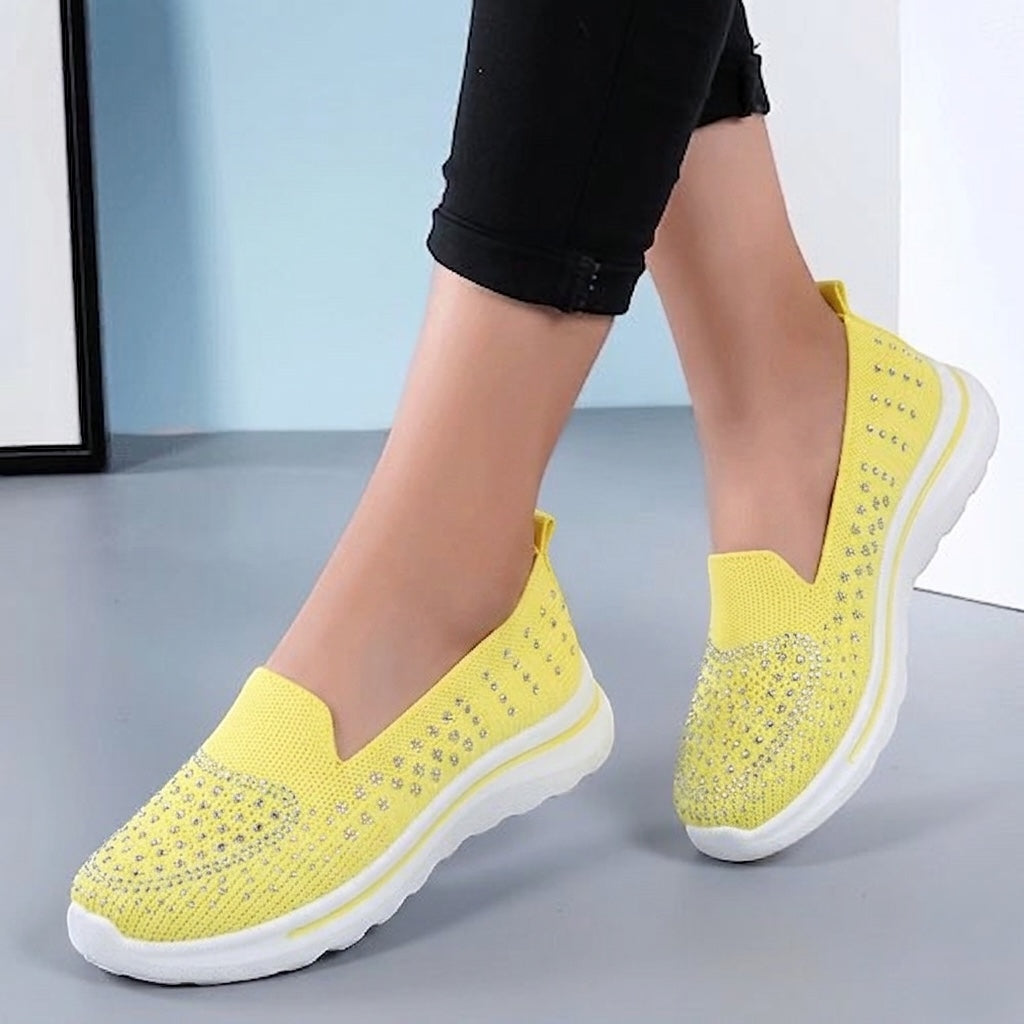 W013 fabric shoes