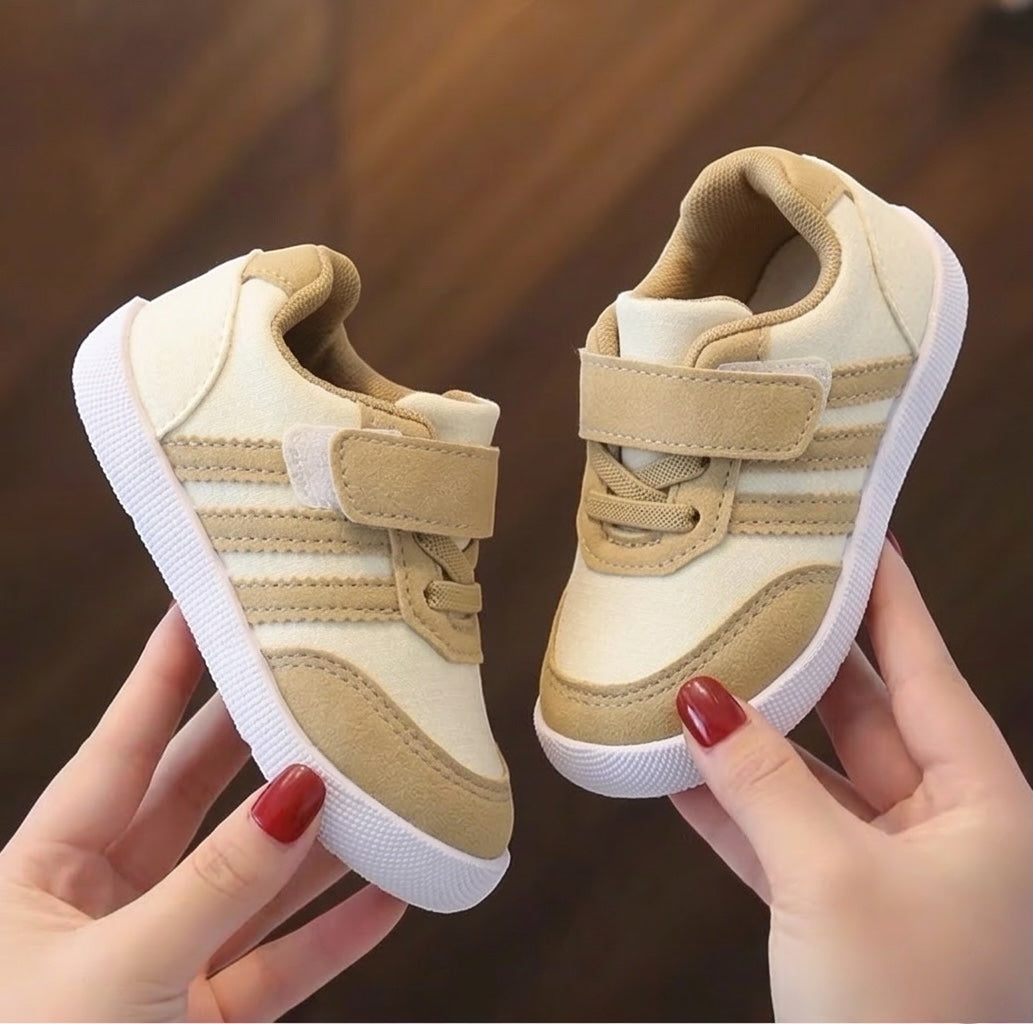 Ads8802 kids shoes