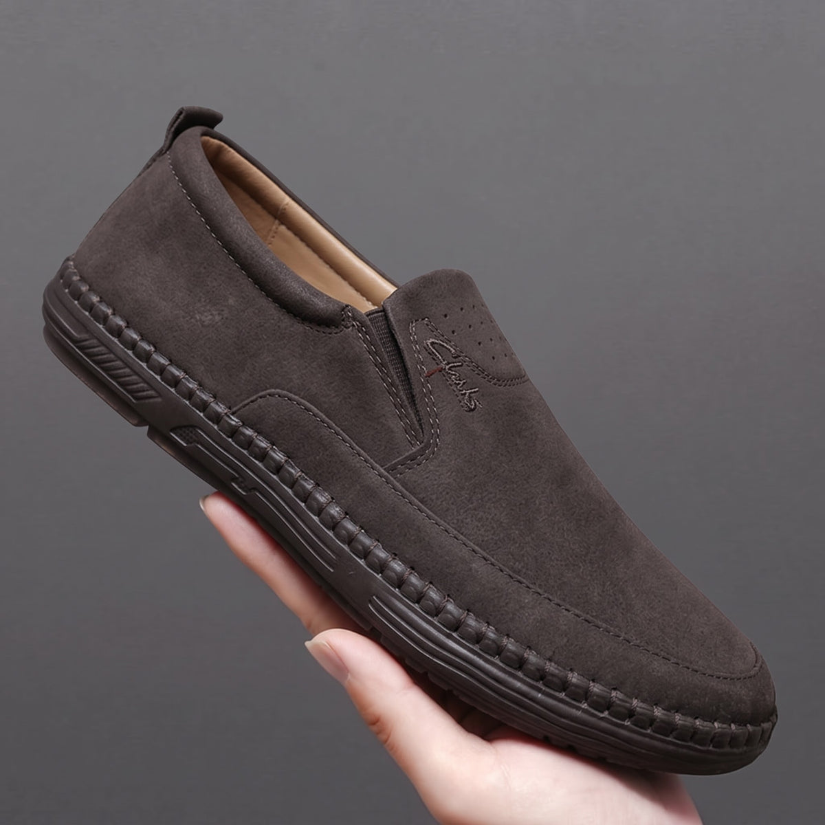 men brown shoes