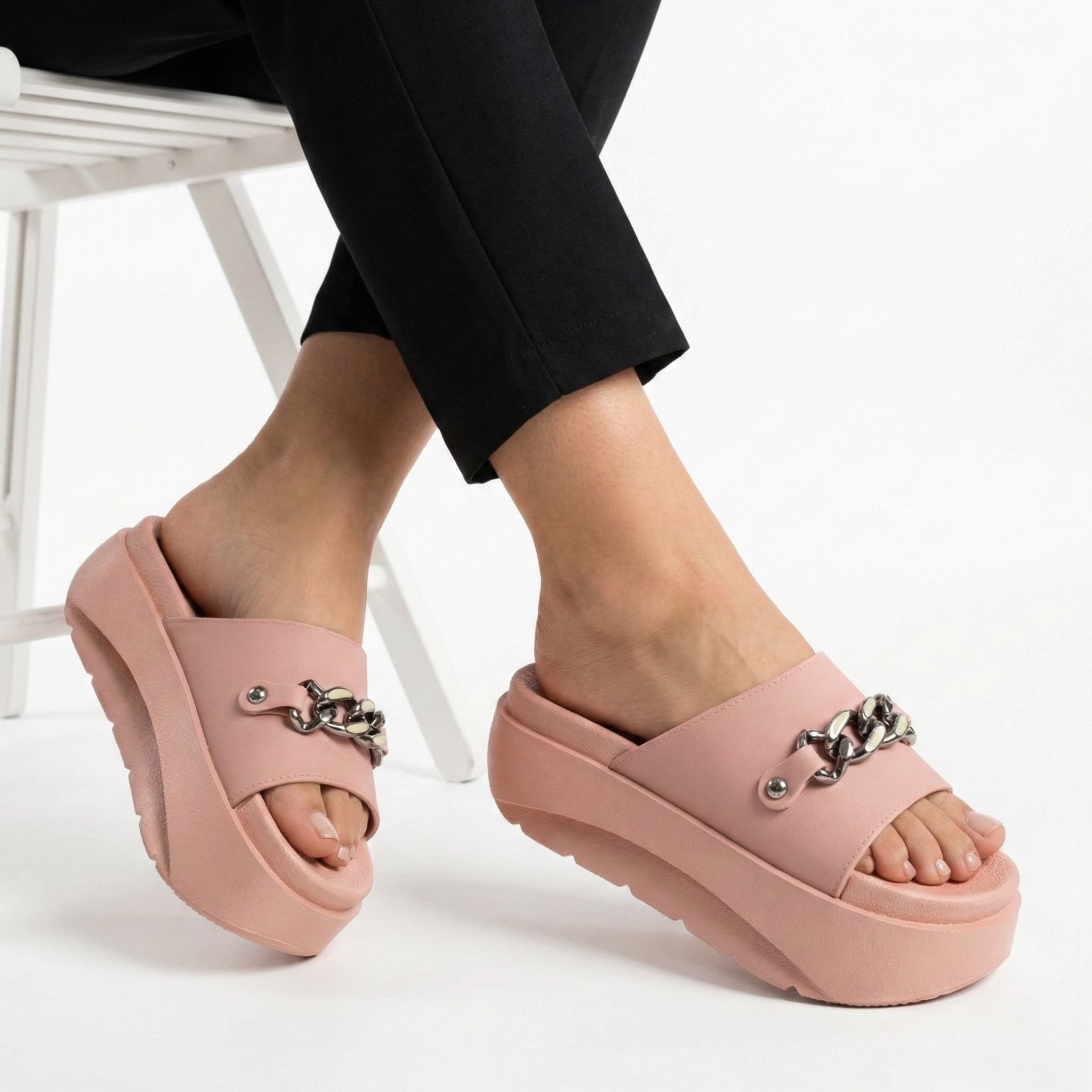 M011504 sole slipper