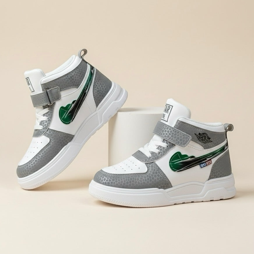 M0248 tick sneaker