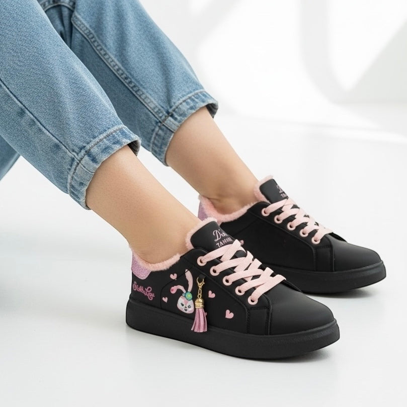 P8830 bunny sneaker