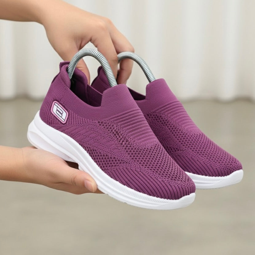 M011210 fbric shoes