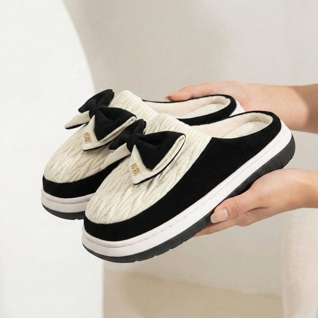 M01083 soft shoes
