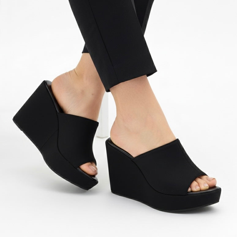 M011437 wedge sole