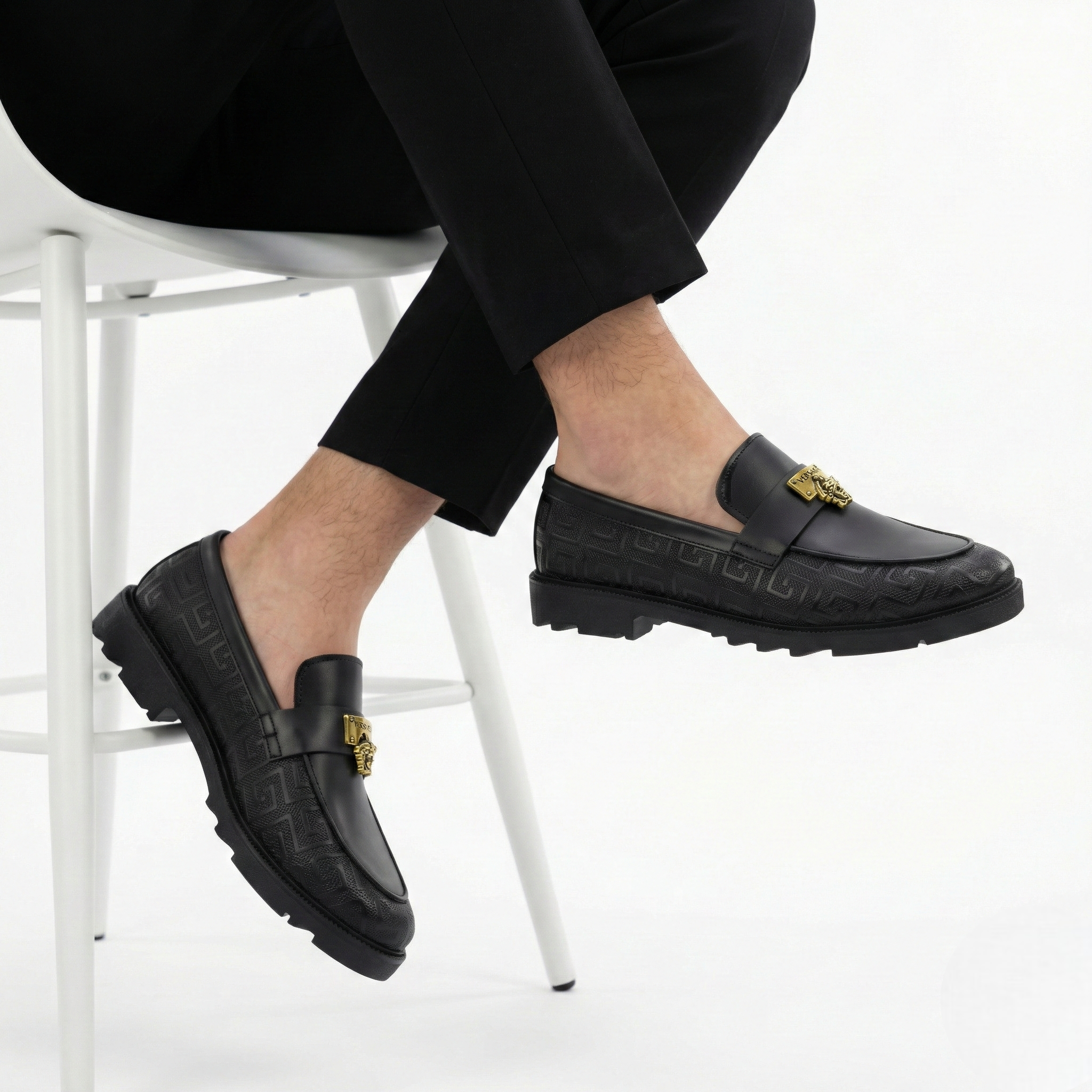 M011622 men shoes