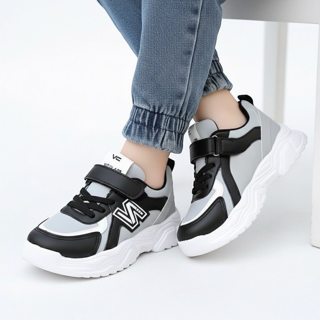 Kids N Shoes