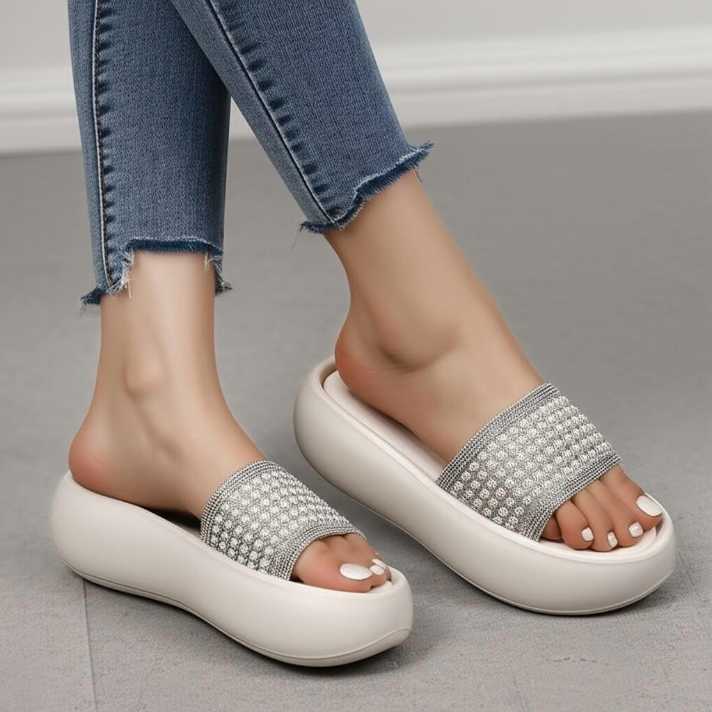pearl wedge slipper -R5-3