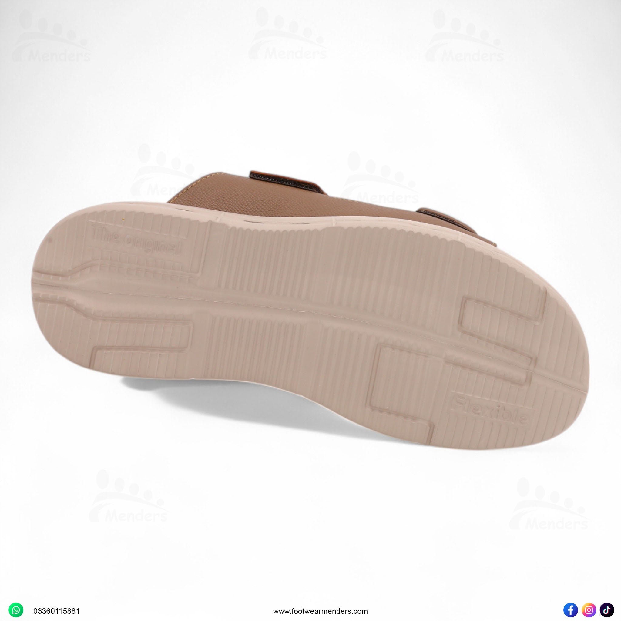 AB80664 men slipper