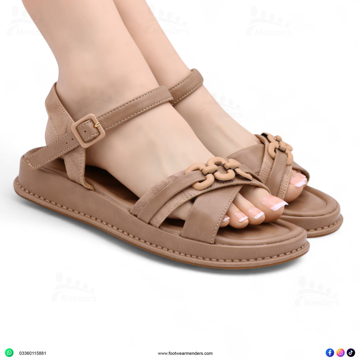 M8002197 sandal