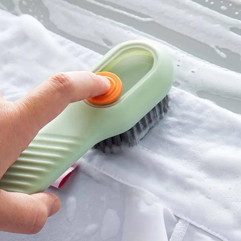 Shoe cleaning brush