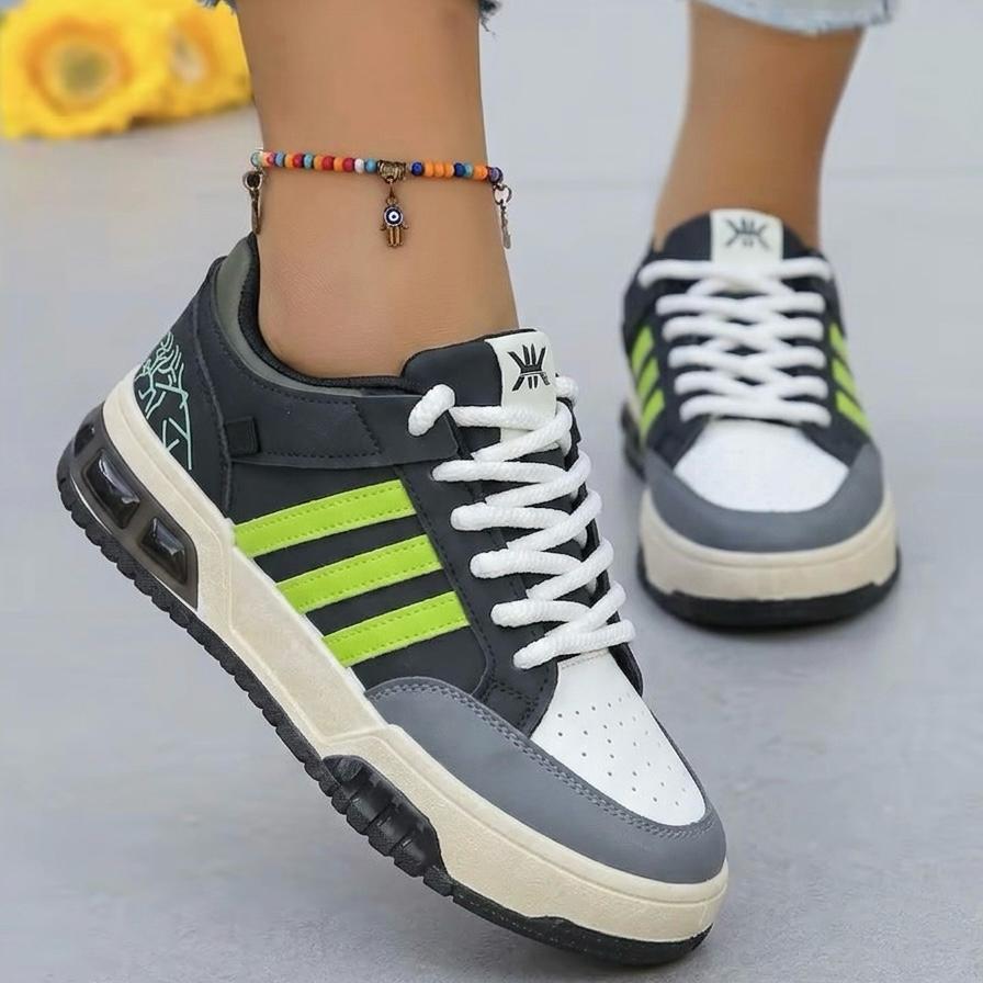 M011818 shoes