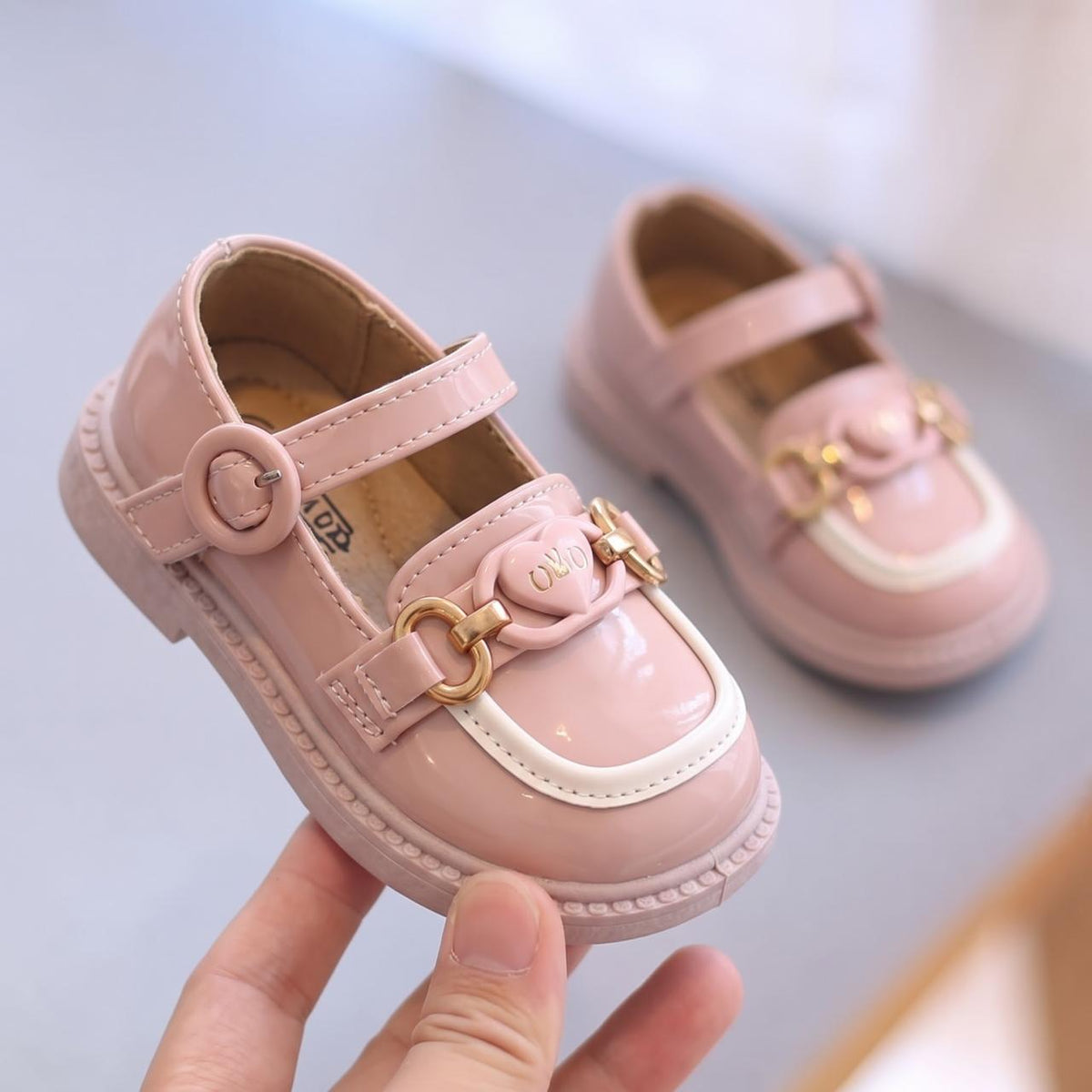 HB4 kids shoes