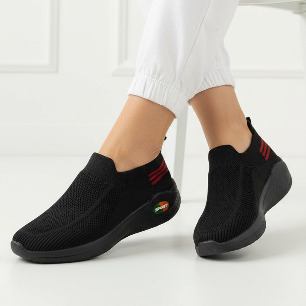 Sports fabric shoes