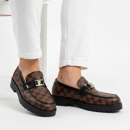 M011421 men shoes