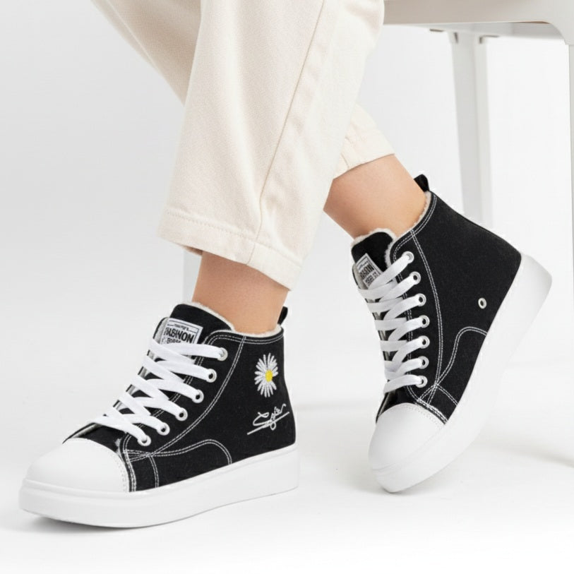 BO35 canvas shoes