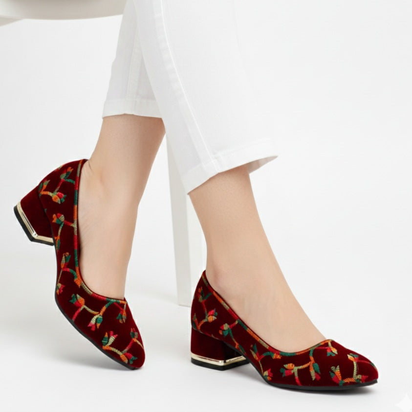 M011388 block heel