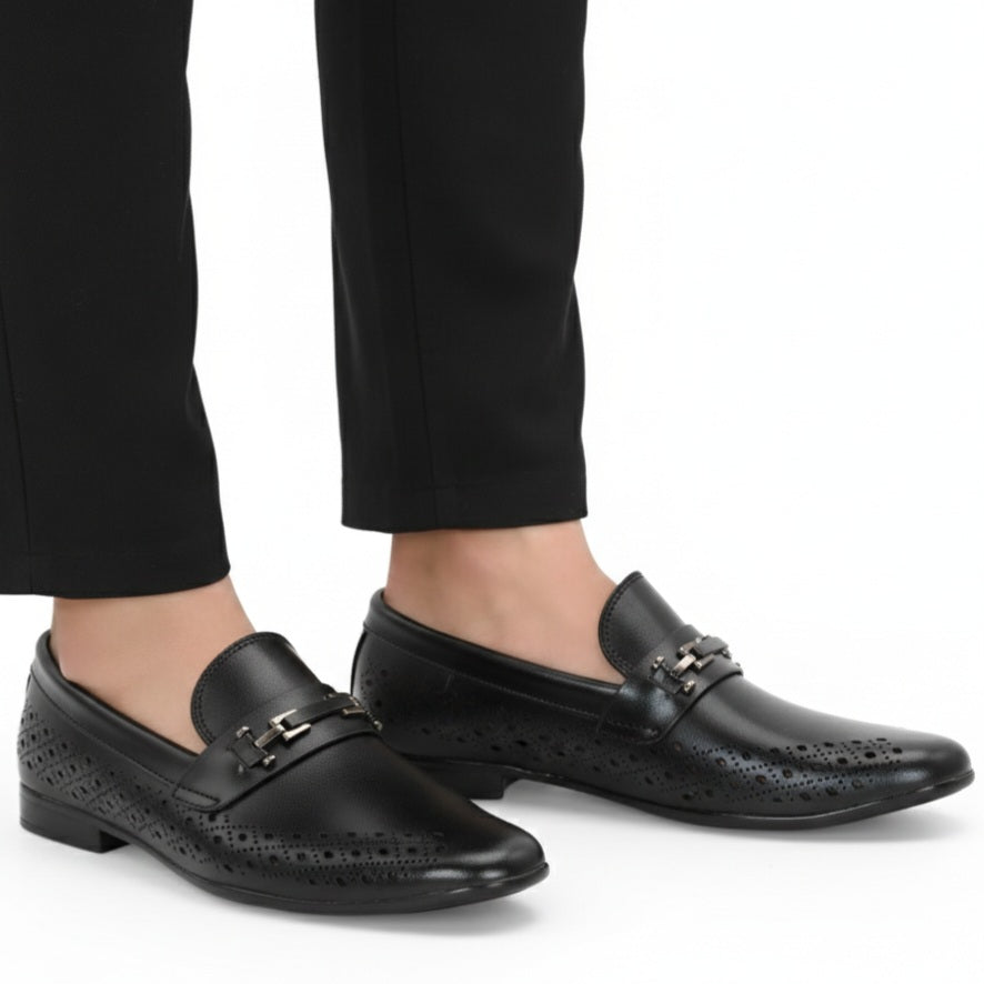 M011423 men shoes