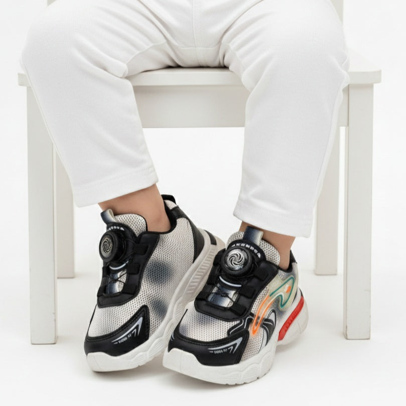 M011226 kids shoes