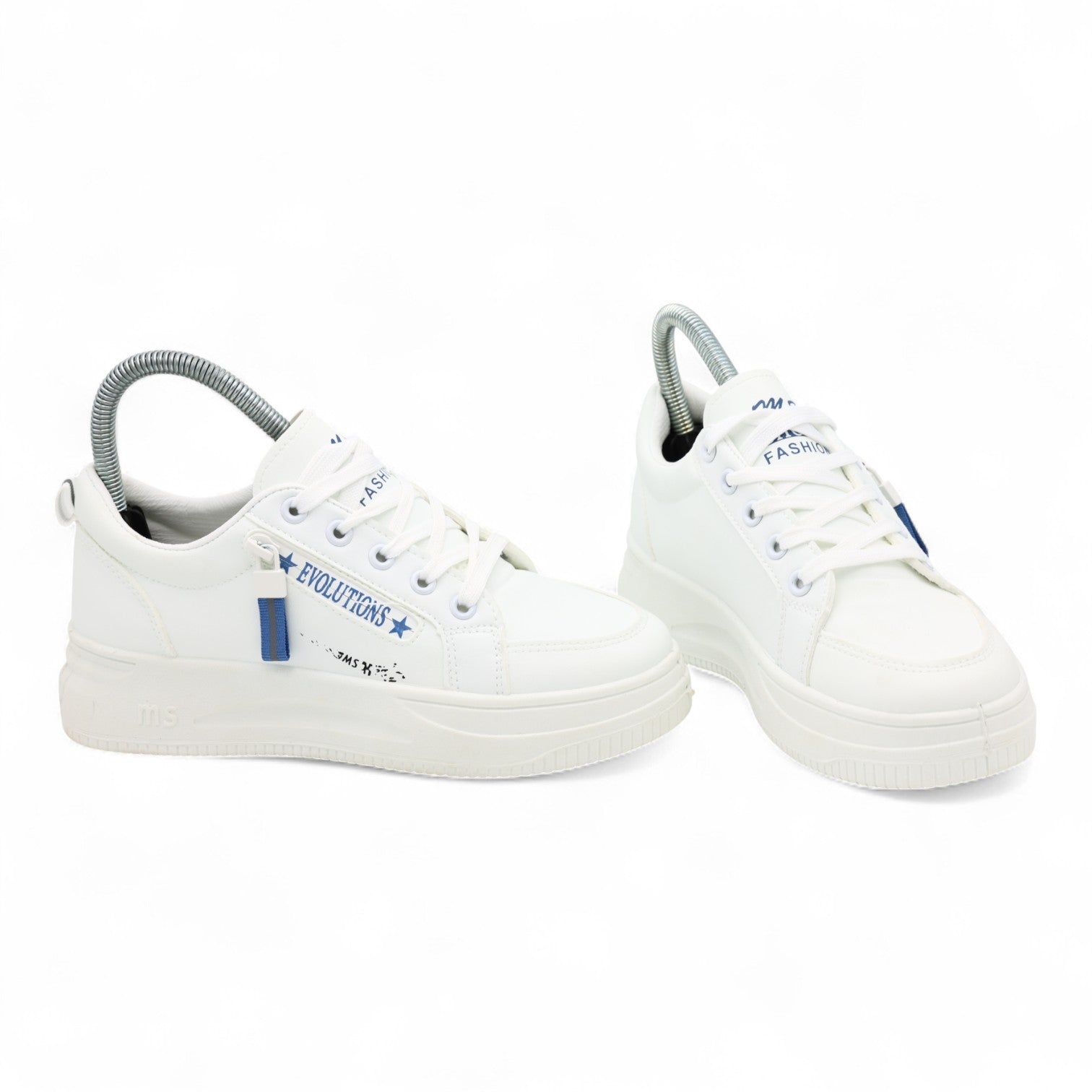 M01004 sneaker