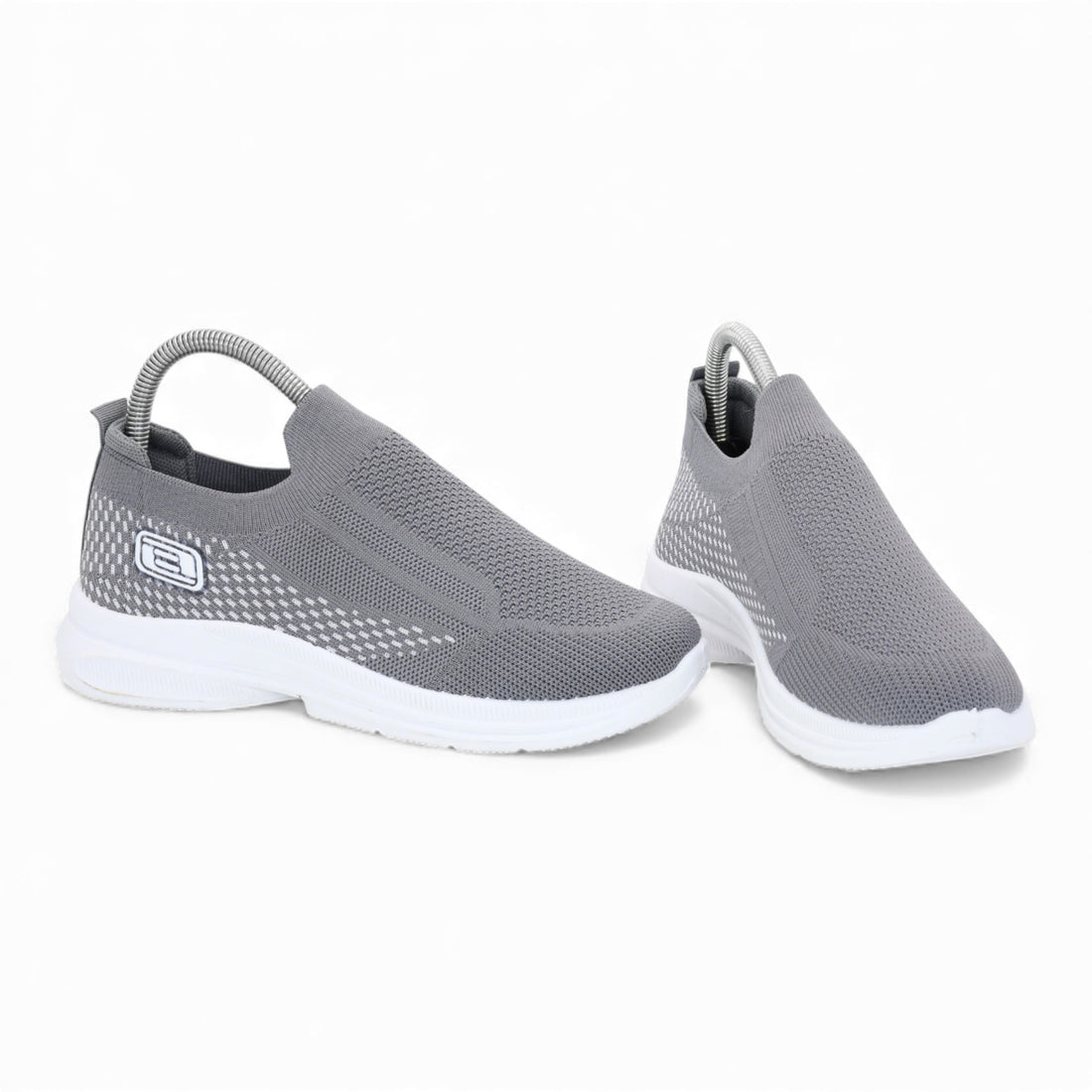 M011211 fabric shoes