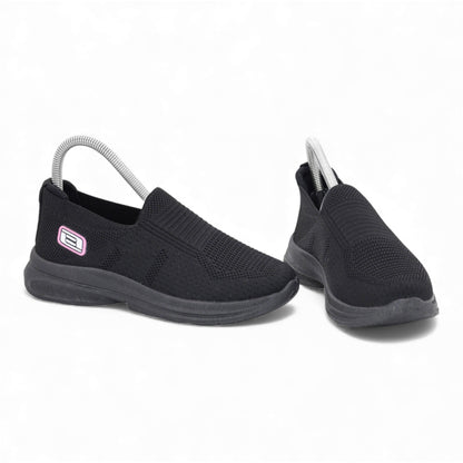 M011210 fbric shoes