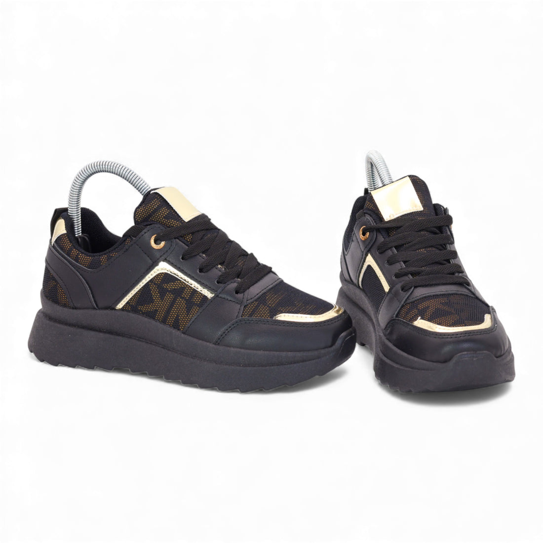 M011217 shoes