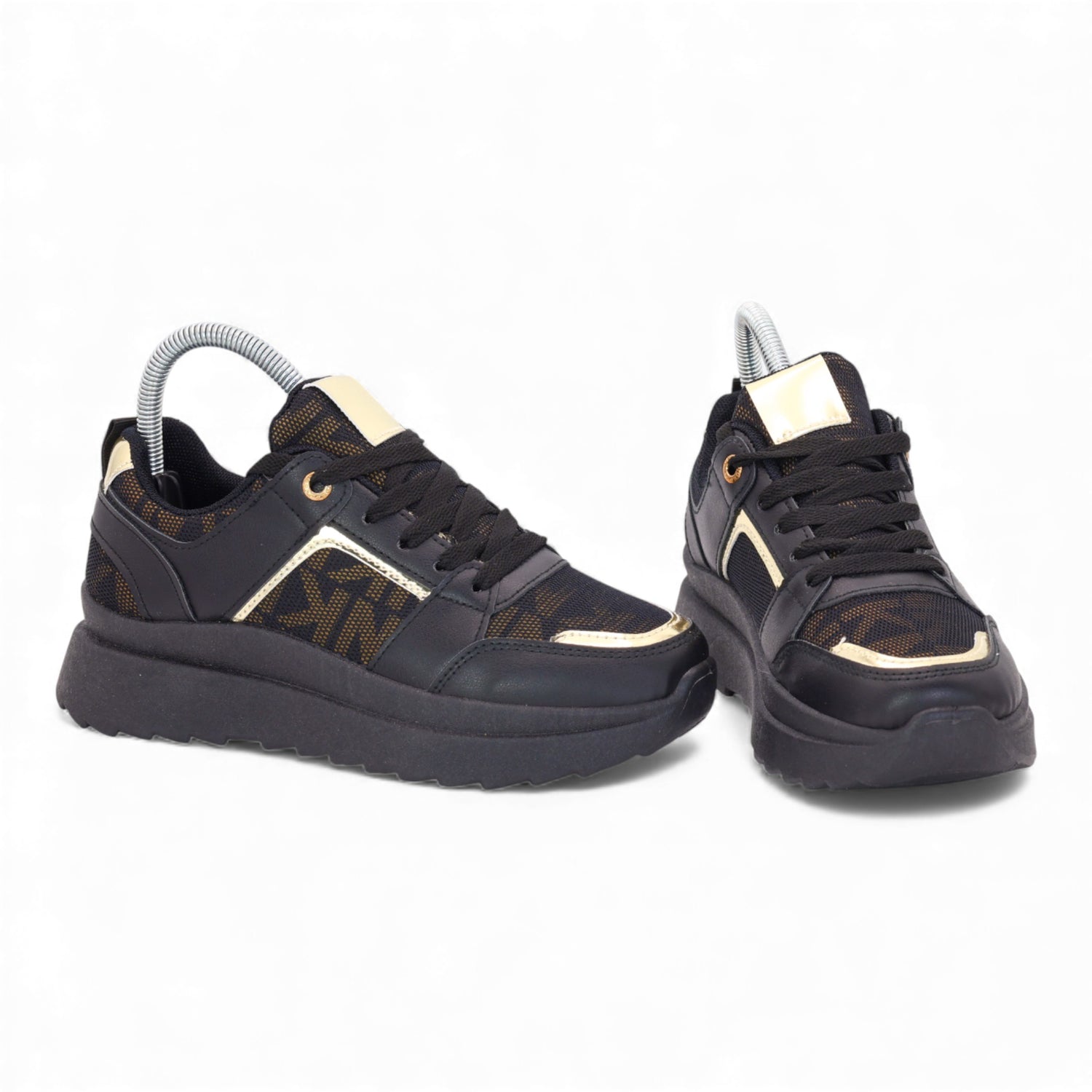M011217 shoes