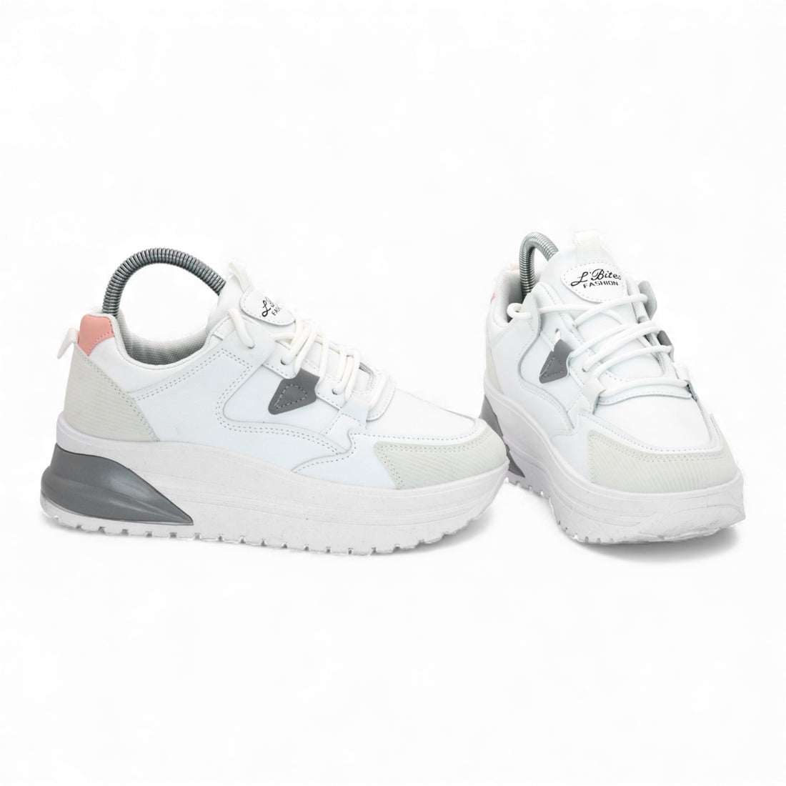 M011218 shoes