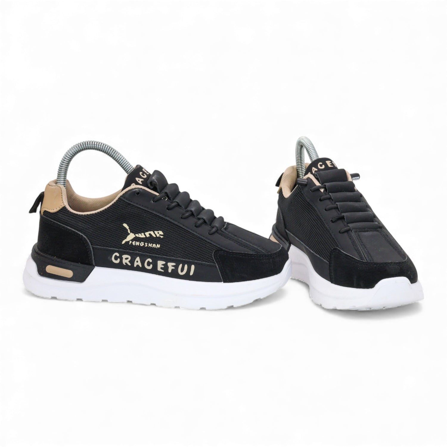 M011220 shoes