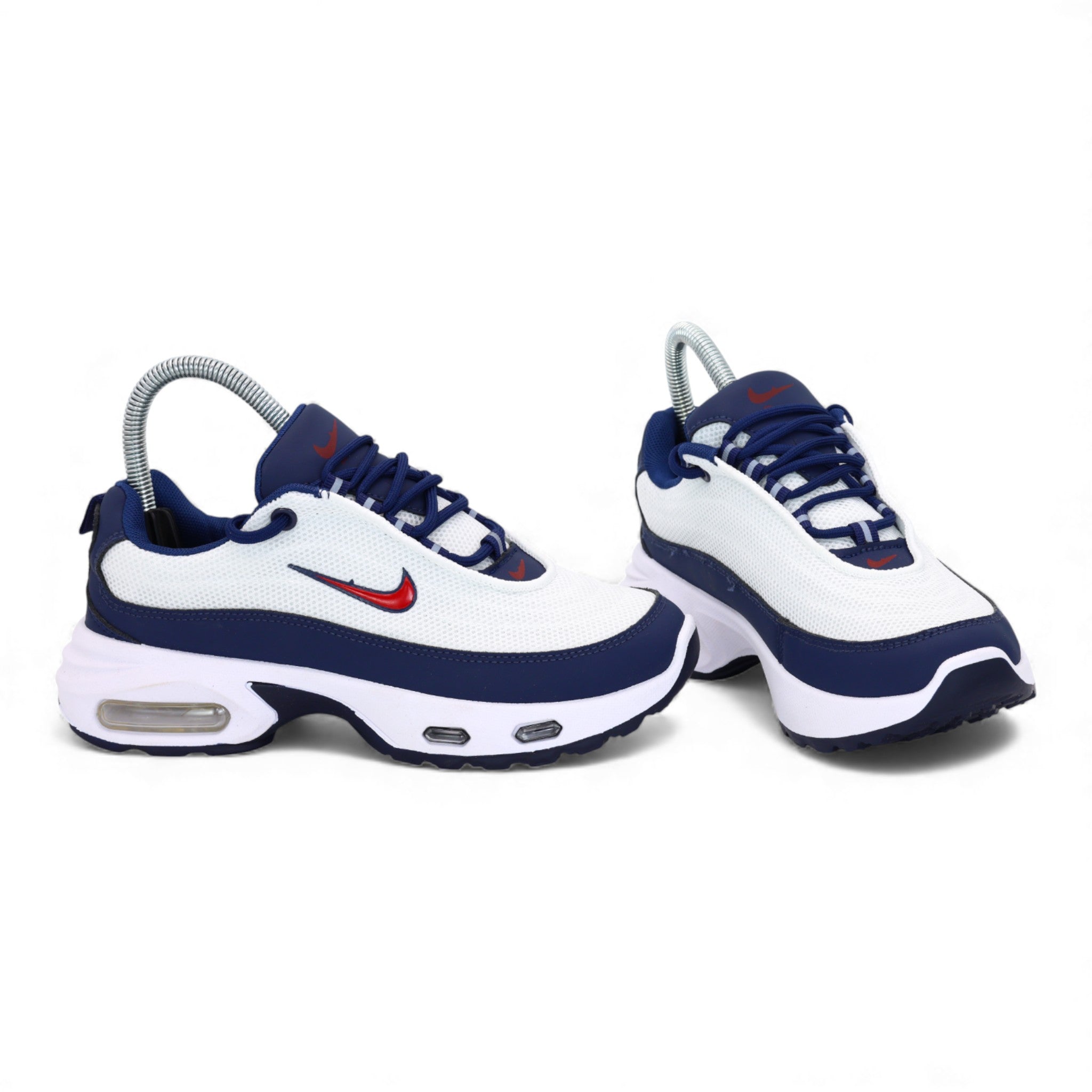 M011305 tick shoes