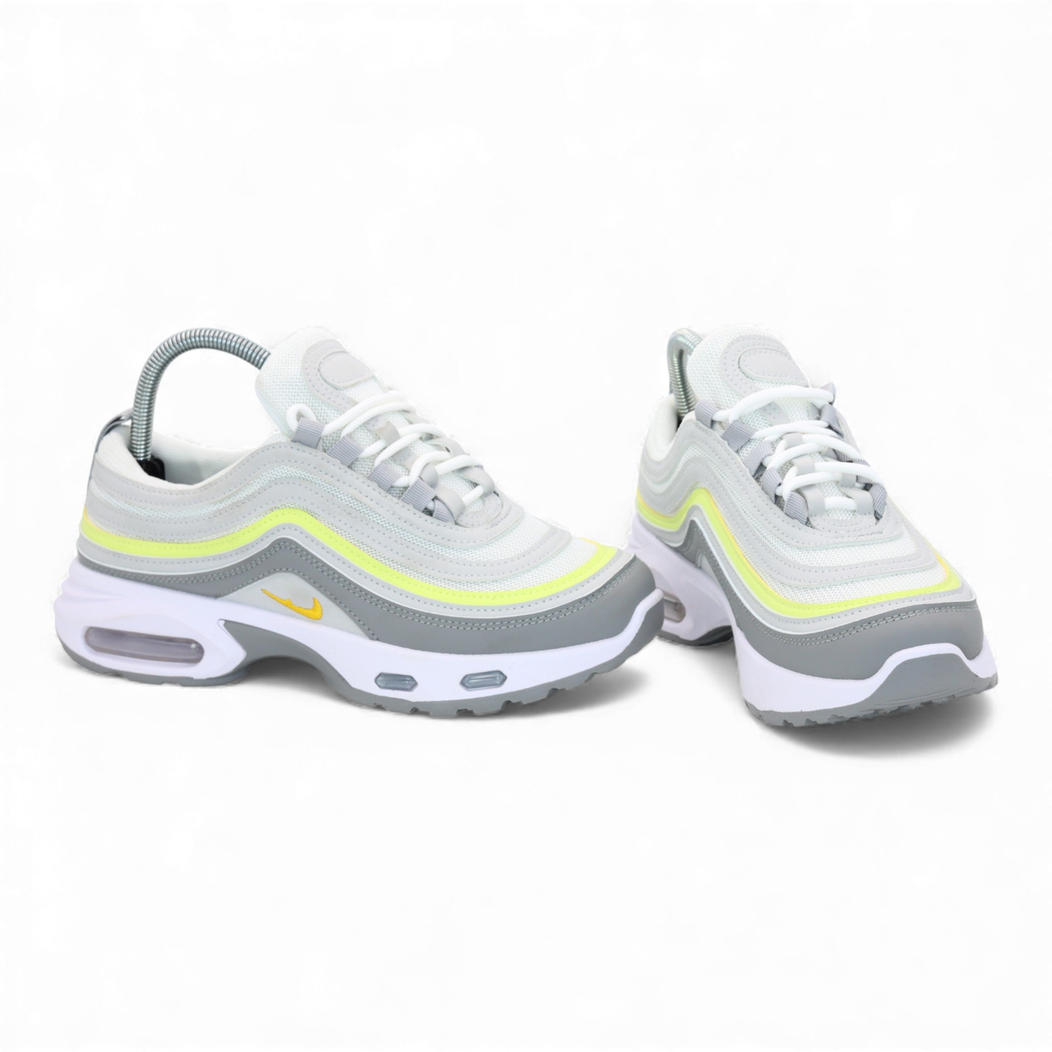 M011304 tick shoes