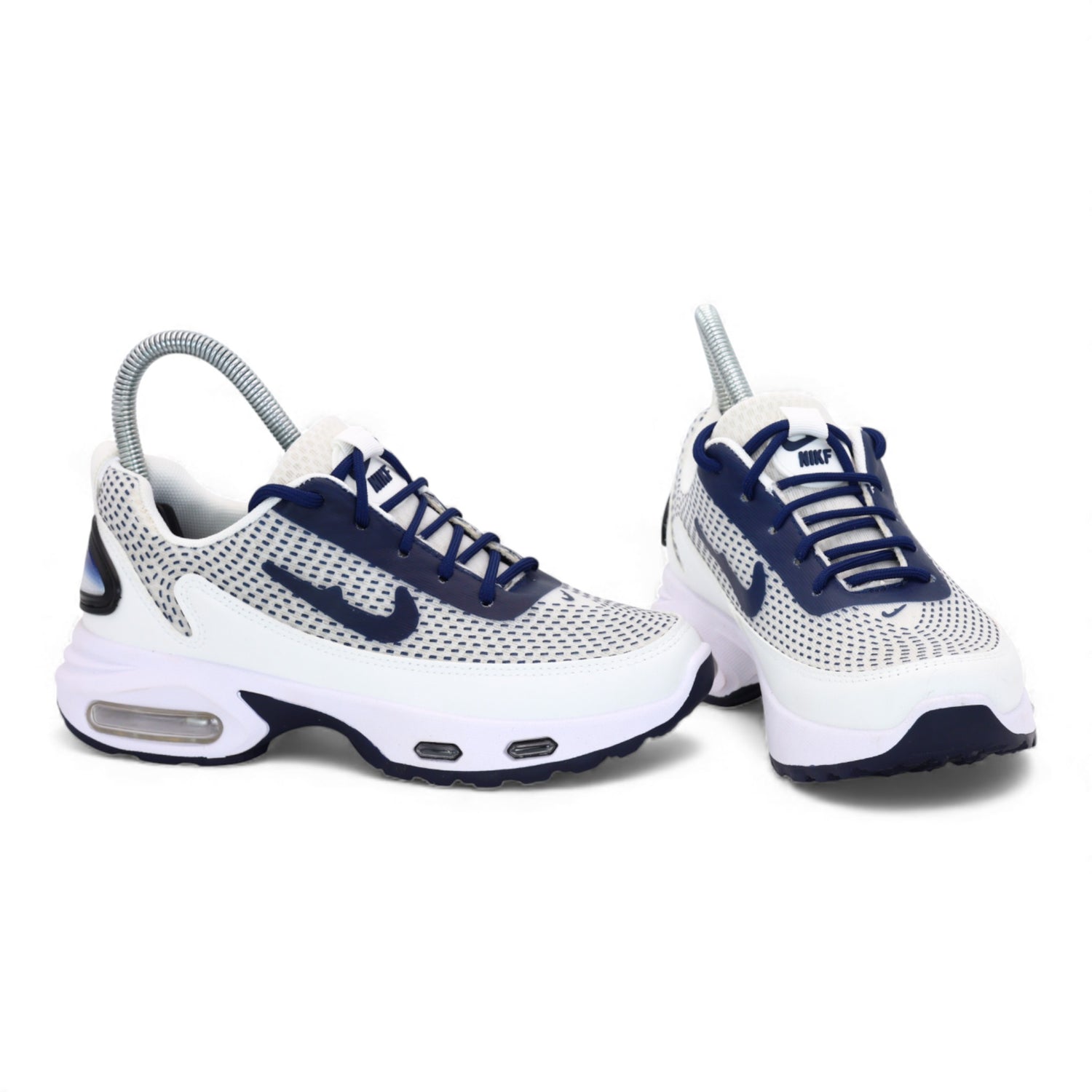 M011303 tick shoes