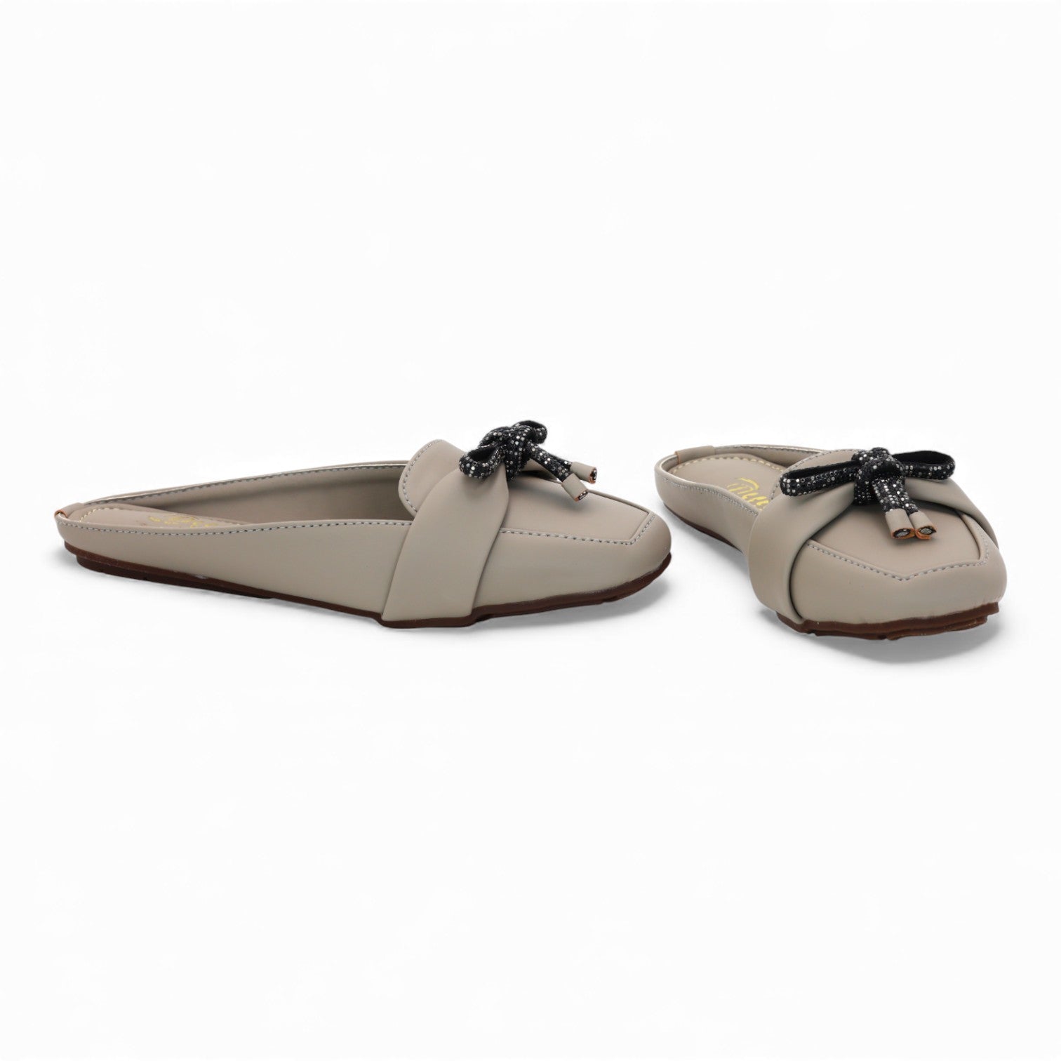 M011385 half shoes
