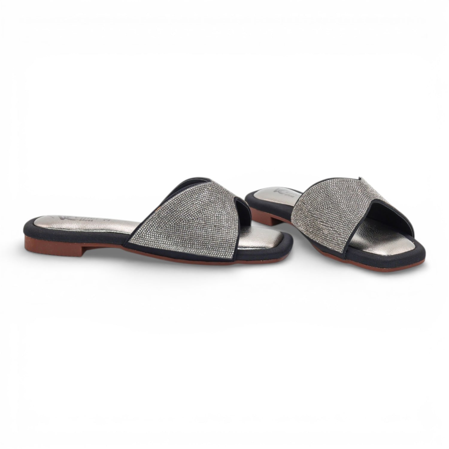 Flat trendy M011641