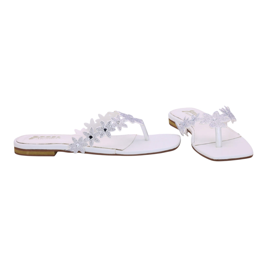 M011732 flipflop