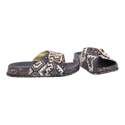 M011736 slipper